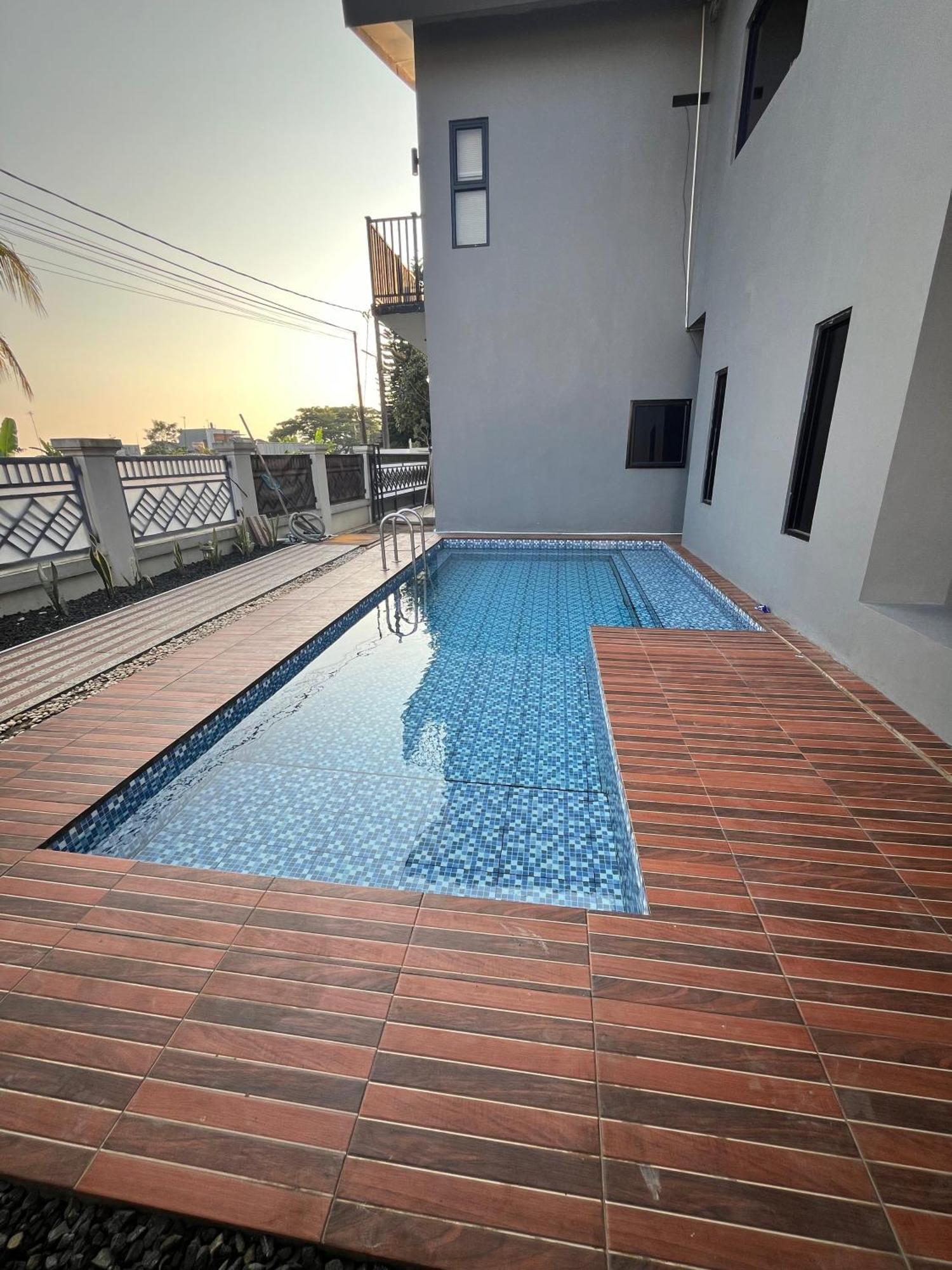 Villa Cassandra Cigombong Esterno foto